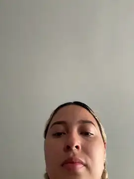 Snapshot of Irisweet_ chatting on 02/26/26, 02:05 Irisweet online show from 02/26/26, 02:05