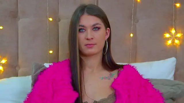 Snapshot of RachelSimpson chatting on 12/26/24, 09:37 RachelSimpson online show from 12/26/24, 09:37