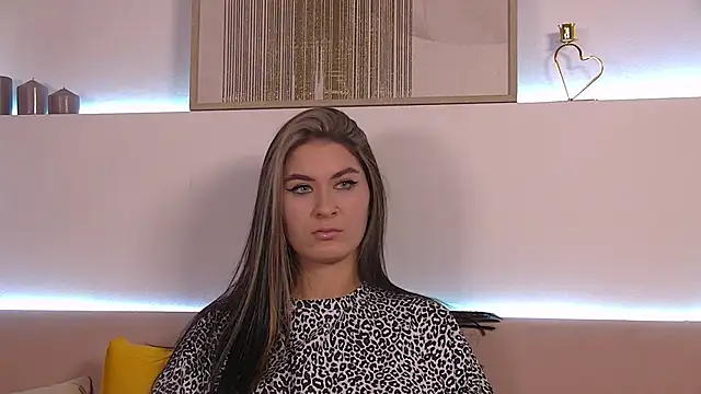 Snapshot of RachelSimpson chatting on 01/27/25, 12:43 RachelSimpson online show from 01/27/25, 12:43