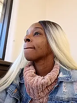 Snapshot of Jasmine_FullsShine chatting on 04/06/26, 07:48 Jasmine FullsShine online show from 04/06/26, 07:48