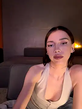 Bastet online show from 12/04/25, 06:05