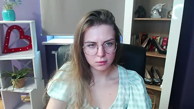 Zoey Erotic online show from 02/19/25, 08:55