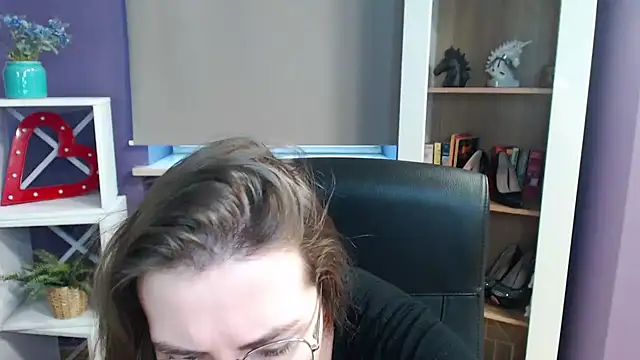 Zoey Erotic online show from 02/21/25, 07:23