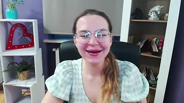 Zoey Erotic online show from 03/10/25, 05:22