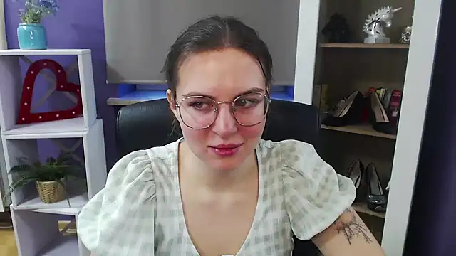 Zoey Erotic online show from 03/18/25, 05:31