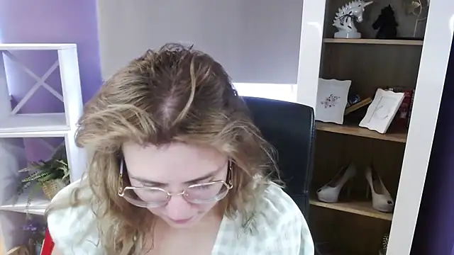 Zoey Erotic online show from 03/27/26, 08:26