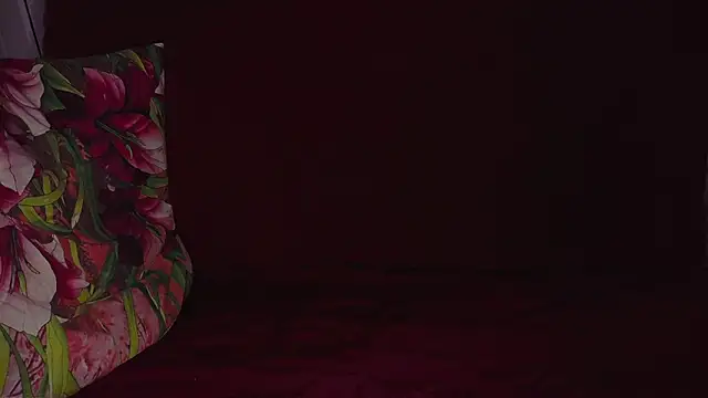 Snapshot of jamismu chatting on 03/18/25, 12:36 jamismu online show from 03/18/25, 12:36