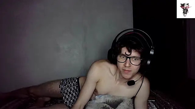 Snapshot of jamismu chatting on 03/22/25, 03:09 jamismu online show from 03/22/25, 03:09