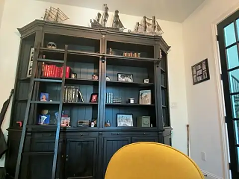 Snapshot of ShySuperheroGrrl chatting on 10/29/25, 07:15 ShySuperheroGrrl online show from 10/29/25, 07:15