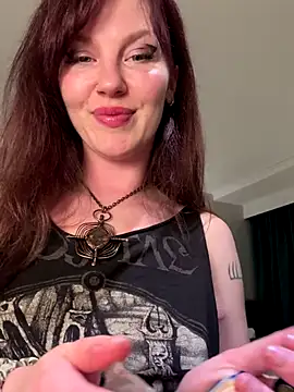 courtneyoccult online show from 09/25/25, 08:07