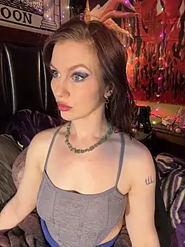 Snapshot of courtneyoccult chatting on 11/23/25, 12:54 courtneyoccult online show from 11/23/25, 12:54