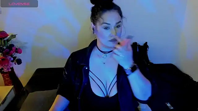 Laura sinner online show from 06/02/26, 06:10