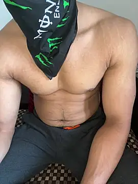 AmHunter04 online show from 03/19/25, 09:38