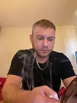 Snapshot of Weestud94 chatting on 03/01/25, 02:23 Weestud94 online show from 03/01/25, 02:23