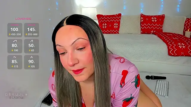 Snapshot of KVerunce chatting on 01/21/25, 09:46 KVerunce online show from 01/21/25, 09:46