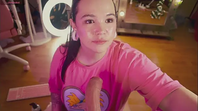 Chery Lady22 online show from 03/08/25, 04:01