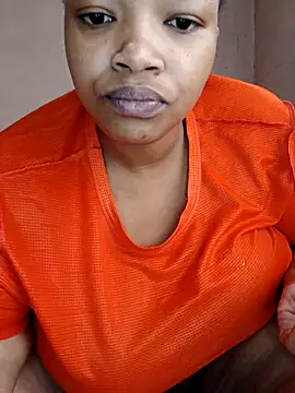 iamSunflower900 online show from 04/16/26, 07:53