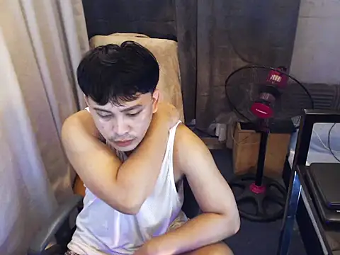 Snapshot of princeJayX chatting on 06/15/26, 12:13 princeJayX online show from 06/15/26, 12:13