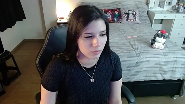 kittykat18x online show from 10/28/25, 01:09