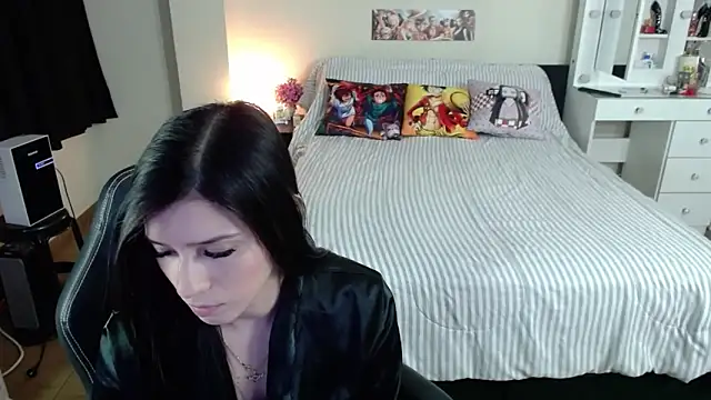 Snapshot of kittykat18x chatting on 06/06/26, 01:00 kittykat18x online show from 06/06/26, 01:00
