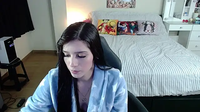 Snapshot of kittykat18x chatting on 07/11/26, 02:47 kittykat18x online show from 07/11/26, 02:47