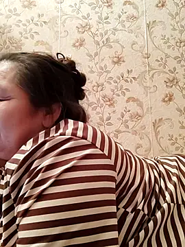 Snapshot of Zulfiya_Bruce chatting on 04/02/26, 05:54 Zulfiya Bruce online show from 04/02/26, 05:54