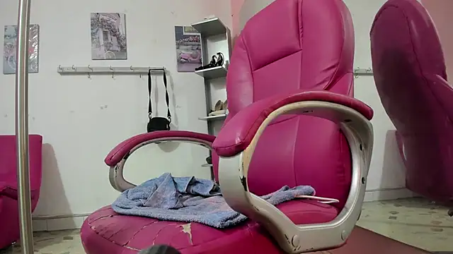 CAMILA--REY online show from 12/15/25, 12:09