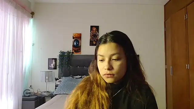 3littleschoolteens online show from 10/27/25, 04:00