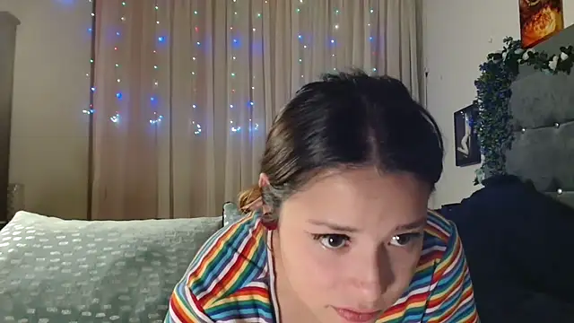 3littleschoolteens online show from 11/13/25, 05:06