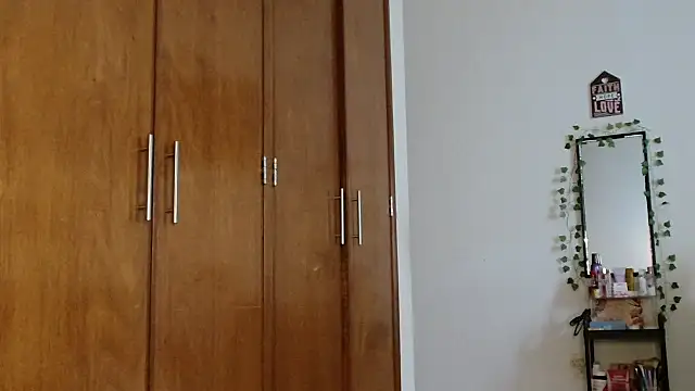 3littleschoolteens online show from 01/16/26, 07:51