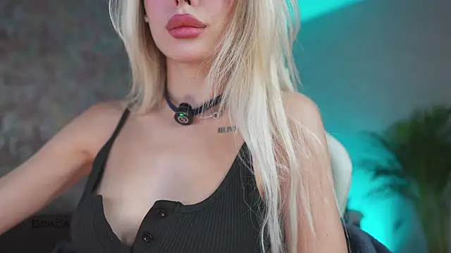 misstics  online show from 11/19/25, 06:41