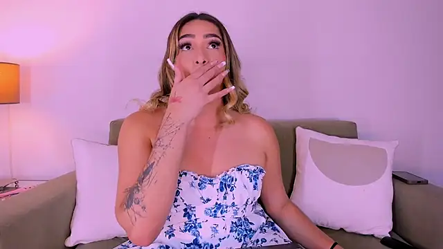 ISABELLASSMITH online show from 03/13/25, 07:53