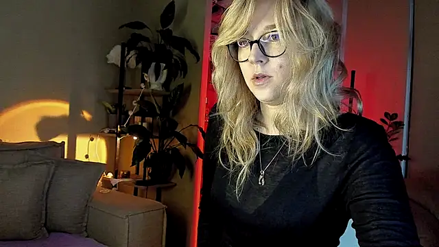 5 in one online show from 12/06/24, 07:32