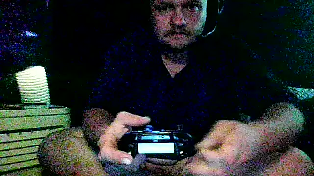 fuckineverett online show from 04/29/26, 01:53