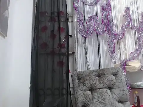 heyline milf online show from 12/21/24, 12:49