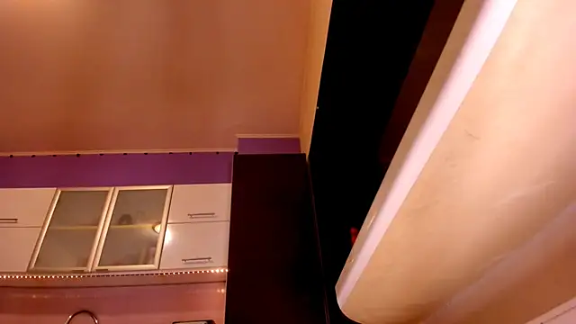 Snapshot of purpleariellx chatting on 12/31/24, 10:15 purpleariellx online show from 12/31/24, 10:15