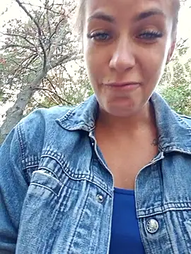 Keli Jessi online show from 09/21/25, 01:13