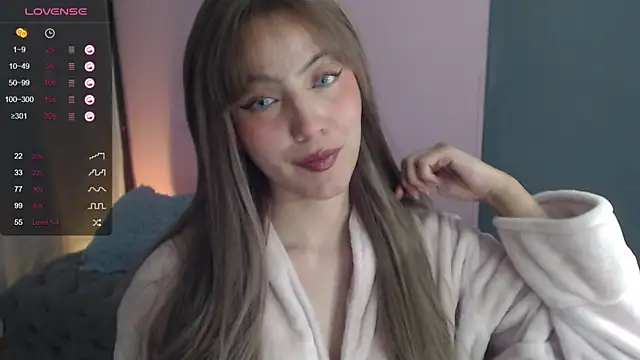 Snapshot of sweetrafaella chatting on 10/17/25, 03:53 sweetrafaella online show from 10/17/25, 03:53