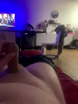 Toyti94 online show from 10/05/25, 06:34