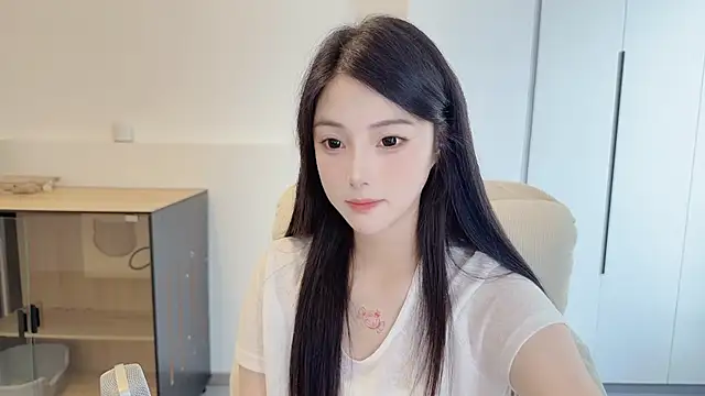 Snapshot of HaagenDazs_ chatting on 06/25/26, 05:12 HaagenDazs online show from 06/25/26, 05:12