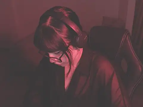 Snapshot of modjo_ chatting on 12/11/24, 02:19 modjo online show from 12/11/24, 02:19