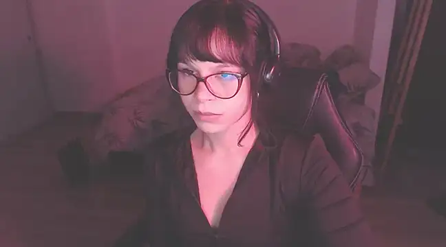 Snapshot of modjo_ chatting on 01/11/25, 11:34 modjo online show from 01/11/25, 11:34