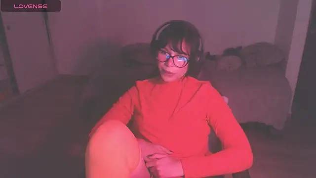 Snapshot of modjo_ chatting on 10/05/25, 04:55 modjo online show from 10/05/25, 04:55