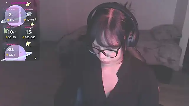 Snapshot of modjo_ chatting on 11/15/25, 02:42 modjo online show from 11/15/25, 02:42