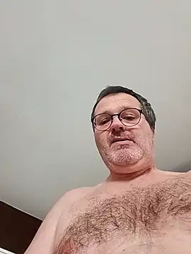 Snapshot of mike9473 chatting on 03/13/26, 01:29 mike9473 online show from 03/13/26, 01:29