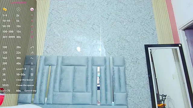 veronicaroose  online show from 09/09/25, 12:48