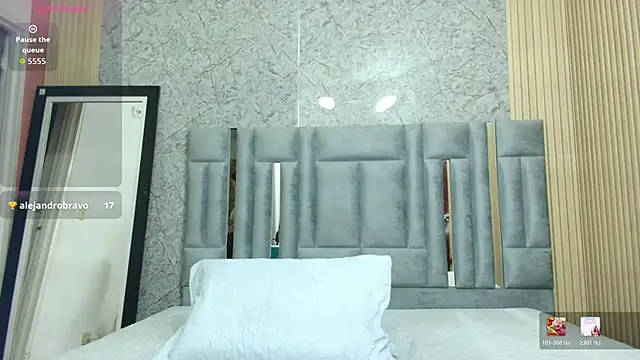 veronicaroose  online show from 03/03/26, 12:33