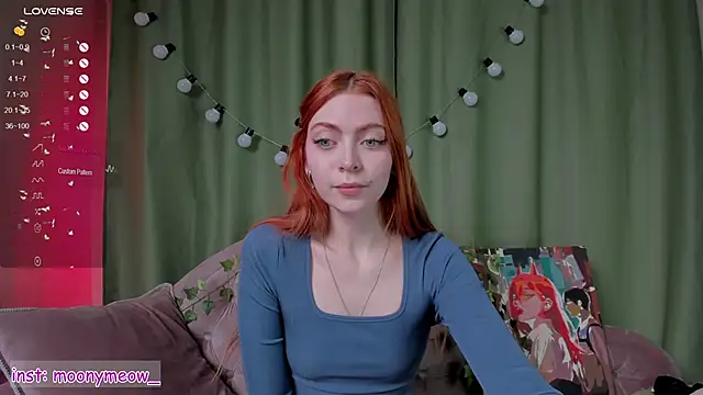 Snapshot of lika_lil chatting on 12/28/24, 04:08 lika lil online show from 12/28/24, 04:08