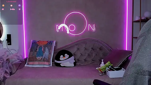 Snapshot of lika_lil chatting on 10/04/25, 07:17 lika lil online show from 10/04/25, 07:17