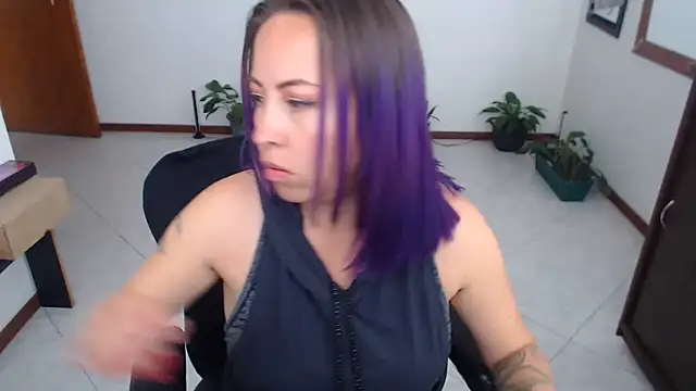 charlottezoe15 online show from 07/06/26, 04:53